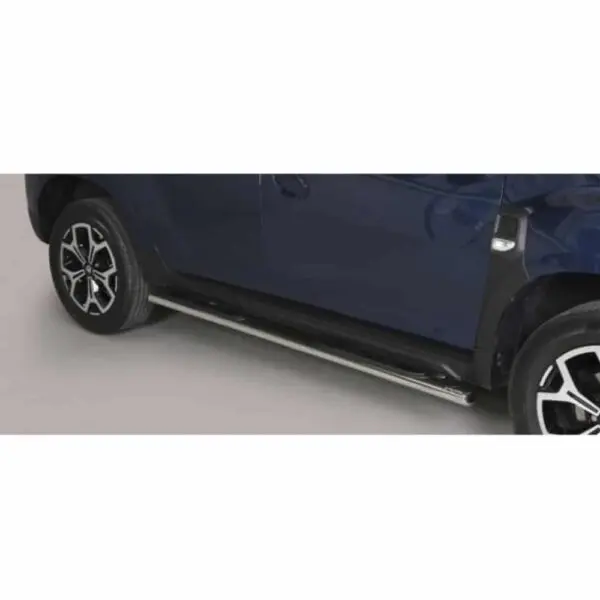 Dacia Duster 2018 astinlaudat muovisilla askelmilla www.Valoraudat.com