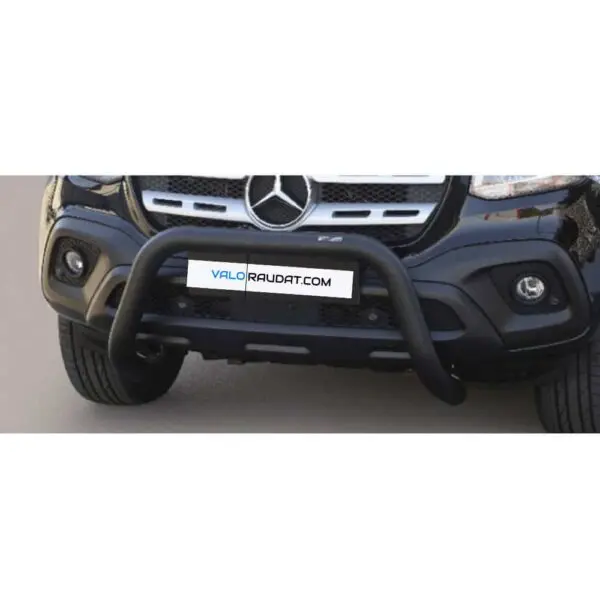 Mercedes Benz X Class 2017 valorauta superbar musta www.valoraudat.com