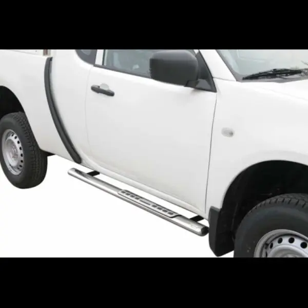 Mitsubishi L200 Club Cap 2010 2015 teraksiset astinlaudat askelmilla www.valoraudat.com