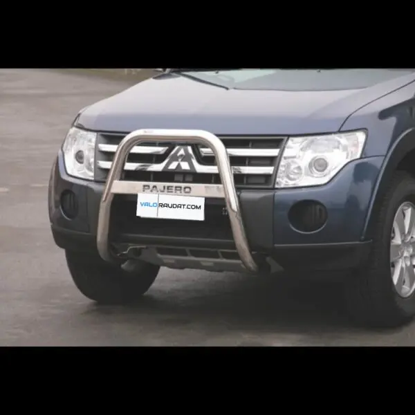 Mitsubishi Pajero 2012 valorauta valiraudalla korkea kaiverruksella www.valoraudat.com