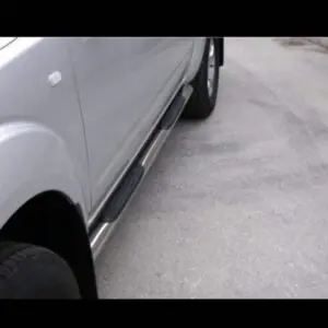 Nissan Navara 2005-2010 küljerauad plastmassist astmetega