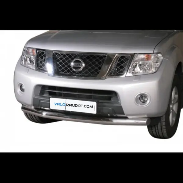 Nissan Navara 2010 teraksinen etupuskurin suojarauta www.valoraudat.com