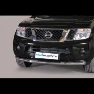 Nissan Pathfinder 2011 terasest esistange kaitseraud
