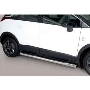 Opel Crossland X 2017< küljerauad plastmassist astmetega